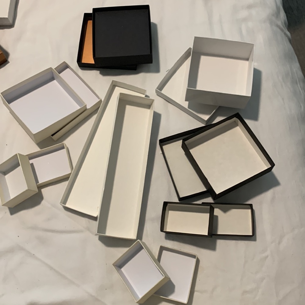 Gift Boxes - Picture 5 of 6